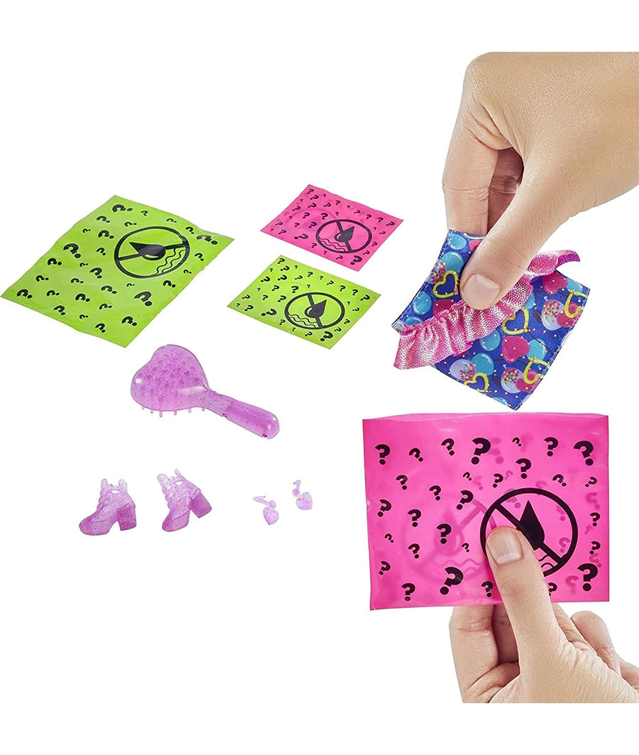 Barbie Color Reveal Doll with 7 Surprises – Image 4