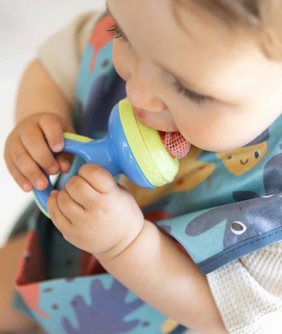 Nuby - The Nibbler with Hygienic Cover 6m+ – Image 2