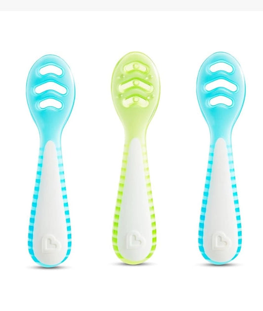 Munchkin Gentle Dip Multistage First Spoons