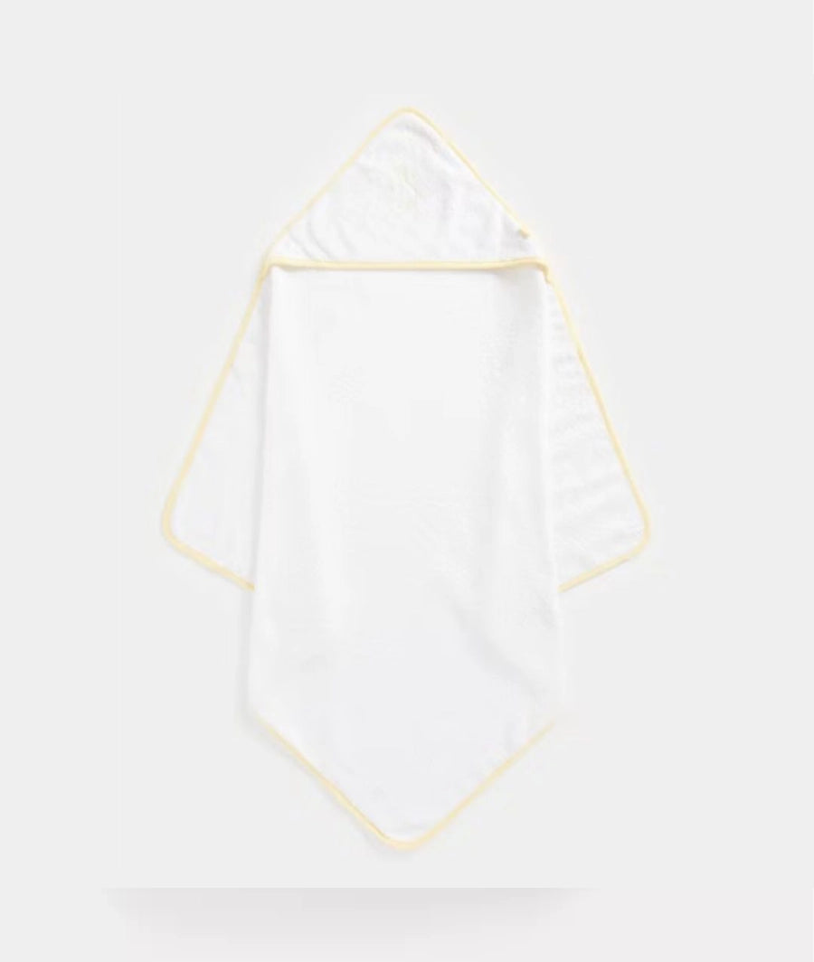 Mothercare Giraffe Cuddle and Dry Hooded Towels - 3 Pack – Image 3