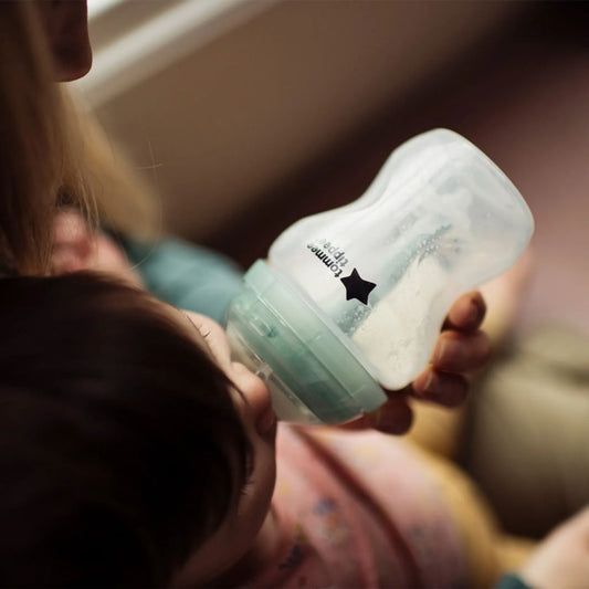 Tommee Tippee Advance Anti-Colic Bottle With Slow Flow Teat 260Ml 0M+ – Image 2